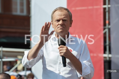  04.06.2023 WARSZAWA<br />
MARSZ 4 CZERWCA<br />
N/Z DONALD TUSK<br />
 