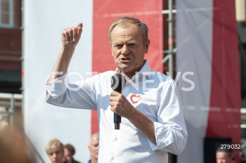  04.06.2023 WARSZAWA<br />
MARSZ 4 CZERWCA<br />
N/Z DONALD TUSK<br />
 