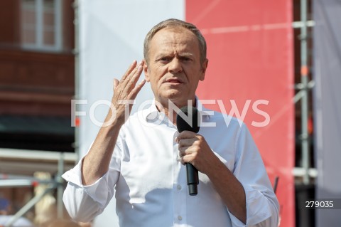  04.06.2023 WARSZAWA<br />
MARSZ 4 CZERWCA<br />
N/Z DONALD TUSK<br />
 