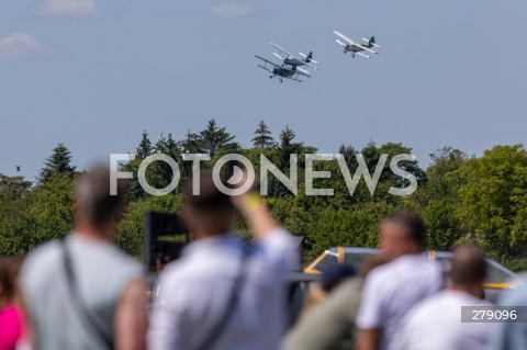  04.06.2023 SWIDNIK <br />
POKAZY LOTNICZE III SWIDNIK AIR FESTIVAL <br />
N/Z SAMOLOTY ANTONOV AN-2 <br />
 