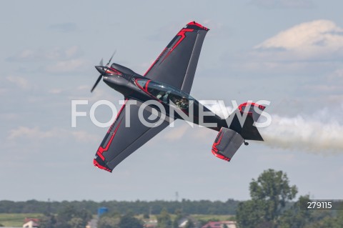  04.06.2023 SWIDNIK <br />
POKAZY LOTNICZE III SWIDNIK AIR FESTIVAL <br />
N/Z SAMOLOT AKROBACYJNY GAMEBIRD GB1 - PILOT ARTUR KIELAK <br />
 