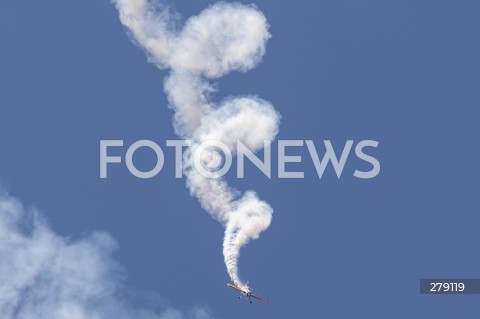  04.06.2023 SWIDNIK <br />
POKAZY LOTNICZE III SWIDNIK AIR FESTIVAL <br />
N/Z SAMOLOT AKROBACYJNY SUKHOI SU-31 - PILOT JURGIS KAIRYS <br />
 