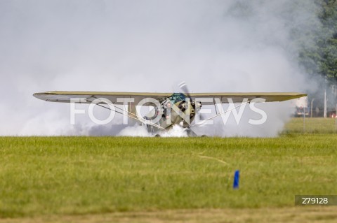  04.06.2023 SWIDNIK <br />
POKAZY LOTNICZE III SWIDNIK AIR FESTIVAL <br />
N/Z SAMOLOT PIPER CUB <br />
 