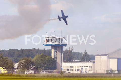  04.06.2023 SWIDNIK <br />
POKAZY LOTNICZE III SWIDNIK AIR FESTIVAL <br />
N/Z SAMOLOT AKROBACYJNY GAMEBIRD GB1 - PILOT ARTUR KIELAK <br />
 