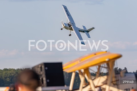  04.06.2023 SWIDNIK <br />
POKAZY LOTNICZE III SWIDNIK AIR FESTIVAL <br />
N/Z SAMOLOT CESSNA 152 REJESTRACJA SP-WLG<br />
 