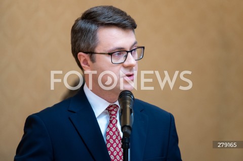  09.06.2023 WARSZAWA<br />
KONFERENCJA PRASOWA PREMIERA MATEUSZA MORAWICKIEGO I MINISTER FINANSOW MAGDALENY RZECZKOWSKIEJ<br />
N/Z PIOTR MULLER<br />
FOT. MARCIN BANASZKIEWICZ/FOTONEWS  