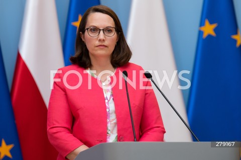  09.06.2023 WARSZAWA<br />
KONFERENCJA PRASOWA PREMIERA MATEUSZA MORAWICKIEGO I MINISTER FINANSOW MAGDALENY RZECZKOWSKIEJ<br />
N/Z MAGDALENA RZECZKOWSKA<br />
FOT. MARCIN BANASZKIEWICZ/FOTONEWS  