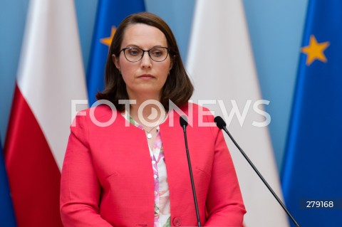  09.06.2023 WARSZAWA<br />
KONFERENCJA PRASOWA PREMIERA MATEUSZA MORAWICKIEGO I MINISTER FINANSOW MAGDALENY RZECZKOWSKIEJ<br />
N/Z MAGDALENA RZECZKOWSKA<br />
FOT. MARCIN BANASZKIEWICZ/FOTONEWS  