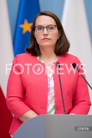  09.06.2023 WARSZAWA<br />
KONFERENCJA PRASOWA PREMIERA MATEUSZA MORAWICKIEGO I MINISTER FINANSOW MAGDALENY RZECZKOWSKIEJ<br />
N/Z MAGDALENA RZECZKOWSKA<br />
FOT. MARCIN BANASZKIEWICZ/FOTONEWS  