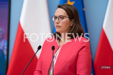  09.06.2023 WARSZAWA<br />
KONFERENCJA PRASOWA PREMIERA MATEUSZA MORAWICKIEGO I MINISTER FINANSOW MAGDALENY RZECZKOWSKIEJ<br />
N/Z MAGDALENA RZECZKOWSKA<br />
FOT. MARCIN BANASZKIEWICZ/FOTONEWS  