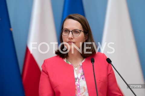  09.06.2023 WARSZAWA<br />
KONFERENCJA PRASOWA PREMIERA MATEUSZA MORAWICKIEGO I MINISTER FINANSOW MAGDALENY RZECZKOWSKIEJ<br />
N/Z MAGDALENA RZECZKOWSKA<br />
FOT. MARCIN BANASZKIEWICZ/FOTONEWS  