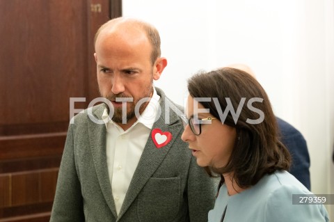  16.06.2023 WARSZAWA SEJM <br />
POSIEDZENIE SEJMU RP<br />
N/Z BORYS BUDKA KAMILA GASIUK PIHOWICZ<br />
FOT. MARCIN BANASZKIEWICZ/FOTONEWS 