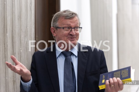  06.07.2023 WARSZAWA SEJM <br />
DZIEN W SEJMIE<br />
N/Z TADEUSZ CYMANSKI<br />
 