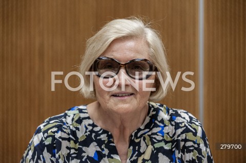  06.07.2023 WARSZAWA SEJM <br />
DZIEN W SEJMIE<br />
N/Z JOZEFINA JOZEFA HRYNKIEWICZ<br />
 