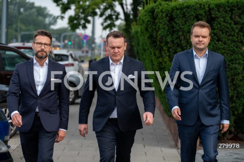  29.07.2023 WARSZAWA<br />
KONFERENCJA PRASOWA PRAWA I SPRAWIEDLIWOSCI<br />
N/Z RADOSLAW FOGIEL DOMINIK TARCZYNSKI RAFAL BOCHENEK<br />
FOT. MARCIN BANASZKIEWICZ/FOTONEWS  