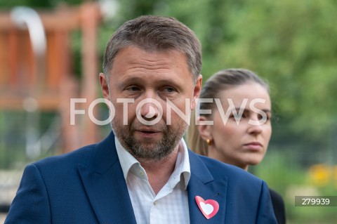  29.07.2023 WARSZAWA<br />
KONFERENCJA PRASOWA PLATFORMY OBYWATELSKIEJ<br />
N/Z MARCIN KIERWINSKI ALEKSANDRA GAJEWSKA<br />
FOT. MARCIN BANASZKIEWICZ/FOTONEWS  