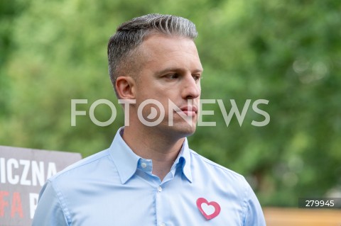  29.07.2023 WARSZAWA<br />
KONFERENCJA PRASOWA PLATFORMY OBYWATELSKIEJ<br />
N/Z ARKADIUSZ MARCHEWKA<br />
FOT. MARCIN BANASZKIEWICZ/FOTONEWS  