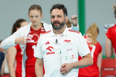  02.08.2023 KROSNO ( POLSKA - POLAND ) <br />
SIATKOWKA - VOLLEYBALL <br />
MECZ TOWARZYSKI <br />
FRIENDLY MATCH <br />
MECZ POLSKA - TURCJA ( POLAND - TURKEY ) <br />
N/Z STEFANO LAVARINI ( I TRENER - HEAD COACH ) SYLWETKA <br />
 