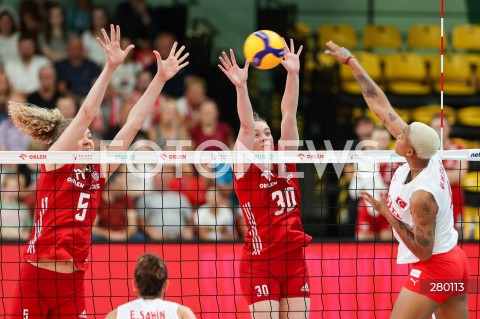  02.08.2023 KROSNO ( POLSKA - POLAND ) <br />
SIATKOWKA - VOLLEYBALL <br />
MECZ TOWARZYSKI <br />
FRIENDLY MATCH <br />
MECZ POLSKA - TURCJA ( POLAND - TURKEY ) <br />
N/Z OLIVIA ROZANSKI AGNIESZKA KORNELUK <br />
 