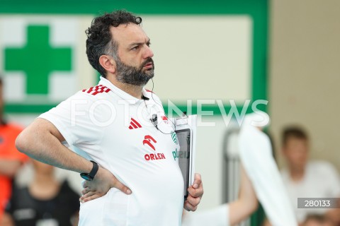  02.08.2023 KROSNO ( POLSKA - POLAND ) <br />
SIATKOWKA - VOLLEYBALL <br />
MECZ TOWARZYSKI <br />
FRIENDLY MATCH <br />
MECZ POLSKA - TURCJA ( POLAND - TURKEY ) <br />
N/Z STEFANO LAVARINI ( I TRENER - HEAD COACH ) SYLWETKA <br />
 