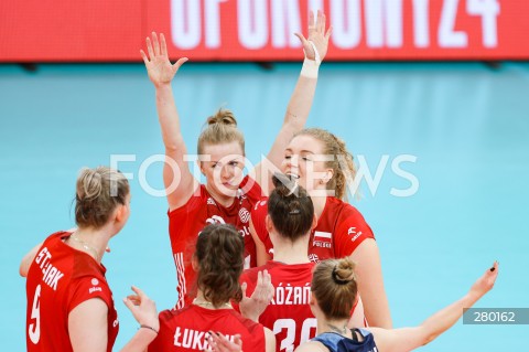  02.08.2023 KROSNO ( POLSKA - POLAND ) <br />
SIATKOWKA - VOLLEYBALL <br />
MECZ TOWARZYSKI <br />
FRIENDLY MATCH <br />
MECZ POLSKA - TURCJA ( POLAND - TURKEY ) <br />
N/Z JOANNA WOLOSZ AGNIESZKA KORNELUK RADOSC EMOCJE <br />
 