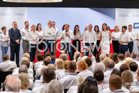  16.08.2023 WARSZAWA<br />
RADA KRAJOWA PLATFORMY OBYWATELSKIEJ<br />
N/Z ADAM BODNAR KAROLINA PAWLICZAK BOGUSLAW WOLOSZANSKI DONALD TUSK HANNA GILL PIATEK MICHAL KOLODZIEJCZAK<br />
FOT. MARCIN BANASZKIEWICZ/FOTONEWS  