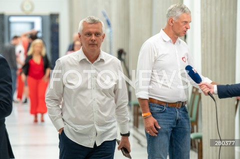  16.08.2023 WARSZAWA<br />
POSIEDZENIE SEJMU RP<br />
N/Z TOMASZ SIEMONIAK PAWEL PONCYLJUSZ<br />
FOT. MARCIN BANASZKIEWICZ/FOTONEWS  