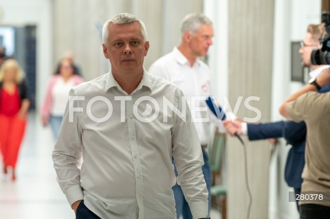  16.08.2023 WARSZAWA<br />
POSIEDZENIE SEJMU RP<br />
N/Z TOMASZ SIEMONIAK<br />
FOT. MARCIN BANASZKIEWICZ/FOTONEWS  