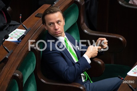  16.08.2023 WARSZAWA<br />
POSIEDZENIE SEJMU RP<br />
N/Z KRZYSZTOF BOSAK<br />
FOT. MARCIN BANASZKIEWICZ/FOTONEWS  