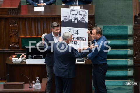  16.08.2023 WARSZAWA<br />
POSIEDZENIE SEJMU RP<br />
N/Z KRZYSZTOF SMISZEK TOMASZ TRELA MAREK SUSKI<br />
FOT. MARCIN BANASZKIEWICZ/FOTONEWS  