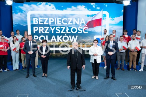  18.08.2023 WARSZAWA<br />
OSWIADCZENIE PREZESA PRAWA I SPRAWIEDLIWOSCI JAROSLAWA KACZYNSKIEGO<br />
N/Z JAROSLAW KACZYNSKI MARIUSZ BLASZCZAK ELZBIETA WITEK BEATA SZYDLO MATEUSZ MORAWIECKI<br />
FOT. MARCIN BANASZKIEWICZ/FOTONEWS  