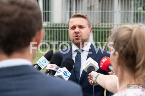  21.08.2023 WARSZAWA<br />
KONFERENCJA PRASOWA JACKA OZDOBY I ANDRZEJA SLIWKI<br />
AKCJA 4X NIE<br />
N/Z JACEK OZDOBA<br />
FOT. MARCIN BANASZKIEWICZ/FOTONEWS  