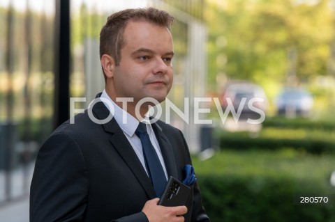  22.08.2023 WARSZAWA<br />
KONFERENCJA PRASOWA PIOTRA MULLERA I RAFALA BOCHENKA<br />
N/Z RAFAL BOCHENEK<br />
FOT. MARCIN BANASZKIEWICZ/FOTONEWS  