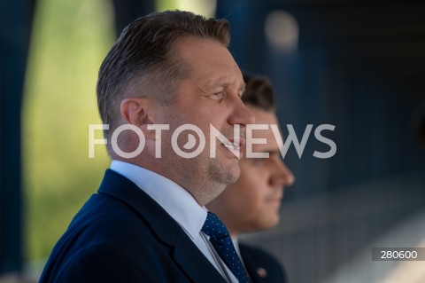  23.08.2023 WARSZAWA<br />
KONFERENCJA PRASOWA PRZEMYSLAWA CZARNKA I DANIELA MILEWSKIEGO<br />
N/Z PRZEMYSLAW CZARNEK DANIEL MILEWSKI<br />
FOT. MARCIN BANASZKIEWICZ/FOTONEWS  