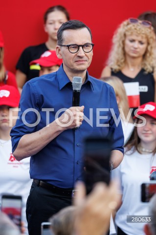  25.08.2023 KOLBUSZOWA <br />
SPOTKANIE PREMIERA MATEUSZA MORAWIECKIEGO Z MIESZKANCAMI KOLBUSZOWEJ <br />
N/Z PREMIER MATEUSZ MORAWIECKI <br />
 