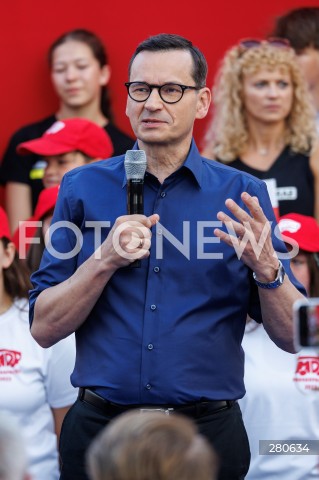  25.08.2023 KOLBUSZOWA <br />
SPOTKANIE PREMIERA MATEUSZA MORAWIECKIEGO Z MIESZKANCAMI KOLBUSZOWEJ <br />
N/Z PREMIER MATEUSZ MORAWIECKI <br />
 