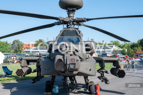  26.08.2023 RADOM<br />
MIEDZYNARODOWE POKAZY LOTNICZE AIR SHOW<br />
NIEZWYCIEZENI W PRZESTWORZACH<br />
N/Z BOEING AH64 APACHE<br />
FOT. MARCIN BANASZKIEWICZ/FOTONEWS  