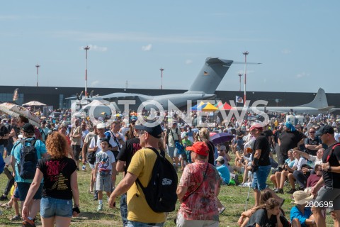  26.08.2023 RADOM<br />
MIEDZYNARODOWE POKAZY LOTNICZE AIR SHOW<br />
NIEZWYCIEZENI W PRZESTWORZACH<br />
N/Z WYSTAWA STATYCZNA<br />
FOT. MARCIN BANASZKIEWICZ/FOTONEWS  