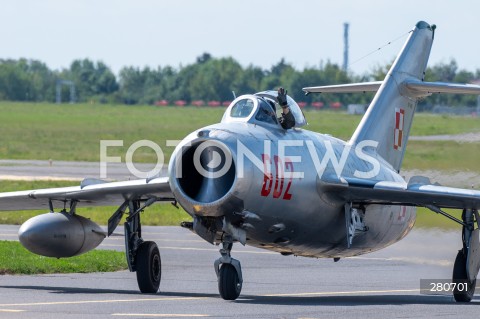  26.08.2023 RADOM<br />
MIEDZYNARODOWE POKAZY LOTNICZE AIR SHOW<br />
NIEZWYCIEZENI W PRZESTWORZACH<br />
N/Z SAMOLOT LIM2<br />
FOT. MARCIN BANASZKIEWICZ/FOTONEWS  