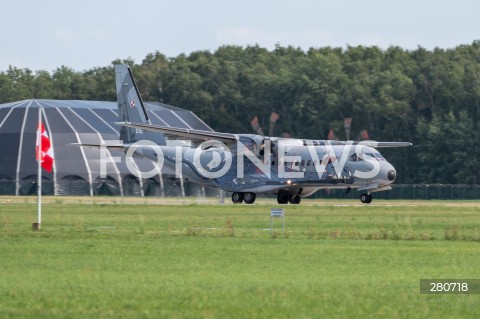  26.08.2023 RADOM<br />
MIEDZYNARODOWE POKAZY LOTNICZE AIR SHOW<br />
NIEZWYCIEZENI W PRZESTWORZACH<br />
N/Z SAMOLOT C295<br />
FOT. MARCIN BANASZKIEWICZ/FOTONEWS  