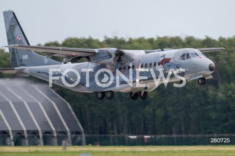  26.08.2023 RADOM<br />
MIEDZYNARODOWE POKAZY LOTNICZE AIR SHOW<br />
NIEZWYCIEZENI W PRZESTWORZACH<br />
N/Z SAMOLOT C295<br />
FOT. MARCIN BANASZKIEWICZ/FOTONEWS  