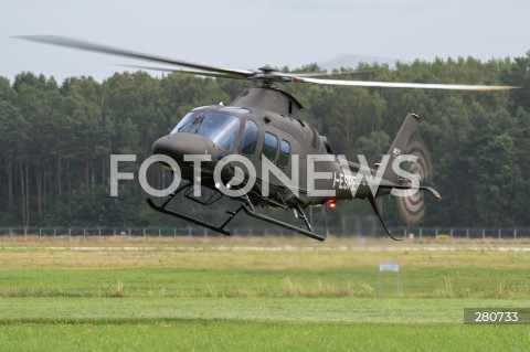  26.08.2023 RADOM<br />
MIEDZYNARODOWE POKAZY LOTNICZE AIR SHOW<br />
NIEZWYCIEZENI W PRZESTWORZACH<br />
N/Z SMIGLOWIEC HELIKOPTER AW109<br />
FOT. MARCIN BANASZKIEWICZ/FOTONEWS  