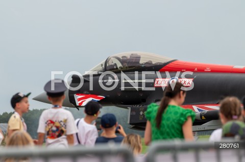  26.08.2023 RADOM<br />
MIEDZYNARODOWE POKAZY LOTNICZE AIR SHOW<br />
NIEZWYCIEZENI W PRZESTWORZACH<br />
N/Z PILOT MATTHEW BRIGHTY<br />
FOT. MARCIN BANASZKIEWICZ/FOTONEWS  