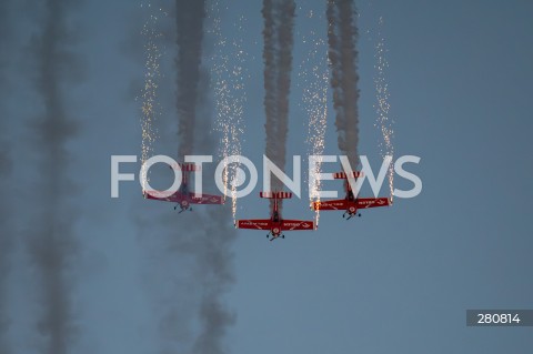  26.08.2023 RADOM<br />
MIEDZYNARODOWE POKAZY LOTNICZE AIR SHOW<br />
NIEZWYCIEZENI W PRZESTWORZACH<br />
N/Z POKAZ NOCNY<br />
FOT. MARCIN BANASZKIEWICZ/FOTONEWS  