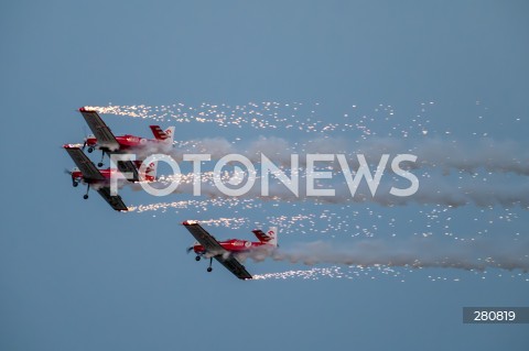  26.08.2023 RADOM<br />
MIEDZYNARODOWE POKAZY LOTNICZE AIR SHOW<br />
NIEZWYCIEZENI W PRZESTWORZACH<br />
N/Z POKAZ NOCNY<br />
FOT. MARCIN BANASZKIEWICZ/FOTONEWS  