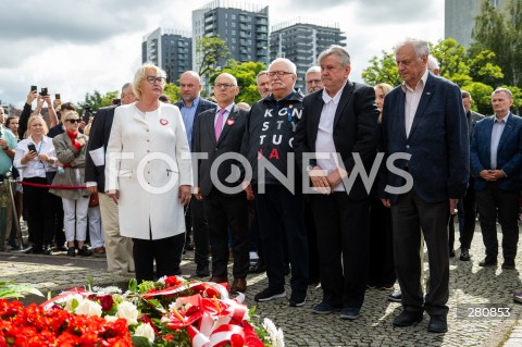  31.08.2023 GDANSK<br />
OBCHODY ROCZNICY SIERPNIA 1980 W GDANSKU<br />
N/Z LECH WALESA HENRYKA KRZYWONOS<br />
 