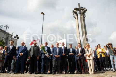  31.08.2023 GDANSK<br />
OBCHODY ROCZNICY SIERPNIA 1980 W GDANSKU<br />
N/Z TLUM ZEBRANY NA PLACU SOLIDARNOSCI<br />
 