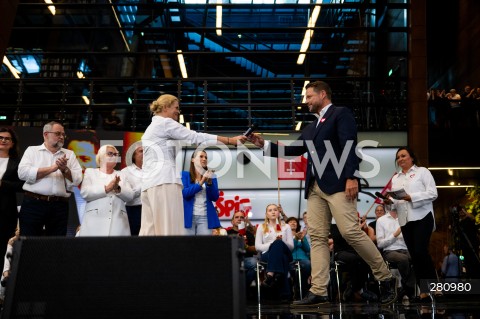  31.08.2023 GDANSK<br />
WIEC DONALDA TUSKA W EUROPEJSKIM CENTRUM SOLIDARNOSCI W GDANSKU<br />
N/Z BARBARA NOWACKA RAFAL TRZASKOWSKI<br />
 