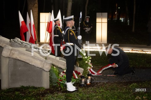  01.09.2023 GDANSK<br />
OBCHODY 84. ROCZNICY WYBUCHU II WOJNY SWIATOWEJ NA WESTERPLATTE<br />
ZLOZENIE KWIATOW NA CMENTARZU WOJSKA POLSKIEGO NA WESTERPLATTE<br />
N/Z ANDRZEJ DUDA<br />
 