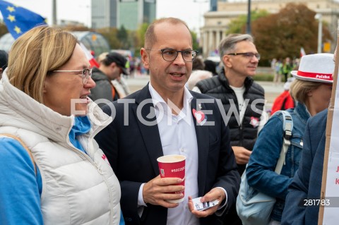  01.10.2023 WARSZAWA<br />
MARSZ MILIONA SERC<br />
N/Z MICHAL SZCZERBA<br />
FOT. MARCIN BANASZKIEWICZ/FOTONEWS  